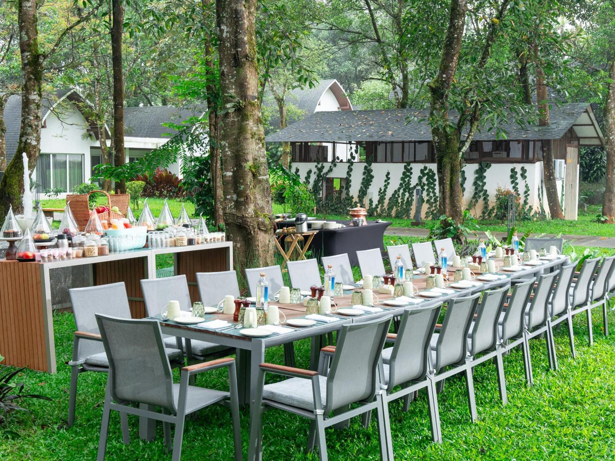 Coorg Marriott Resort & Spa Мадикери Екстериор снимка
